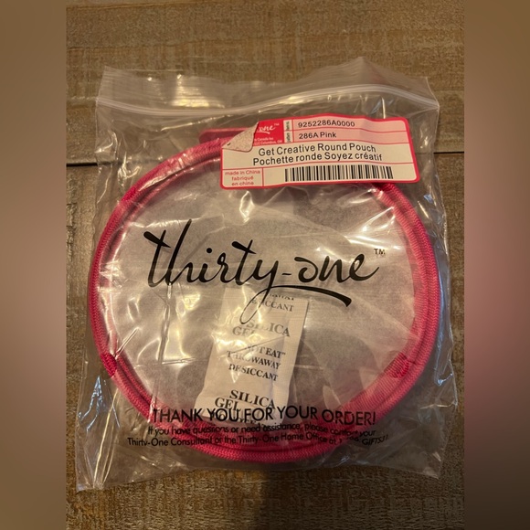 Thirty-One Matching Four-Piece Set! - Picture 7 of 7